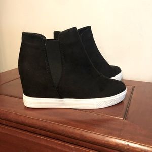 Queen George Aspen Boot